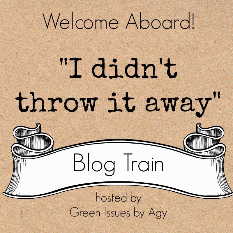 Do not throw paper in the toilet. Don t throw the paper away. Do not throw away to toilet. Throw it away. Use again don't throw away.