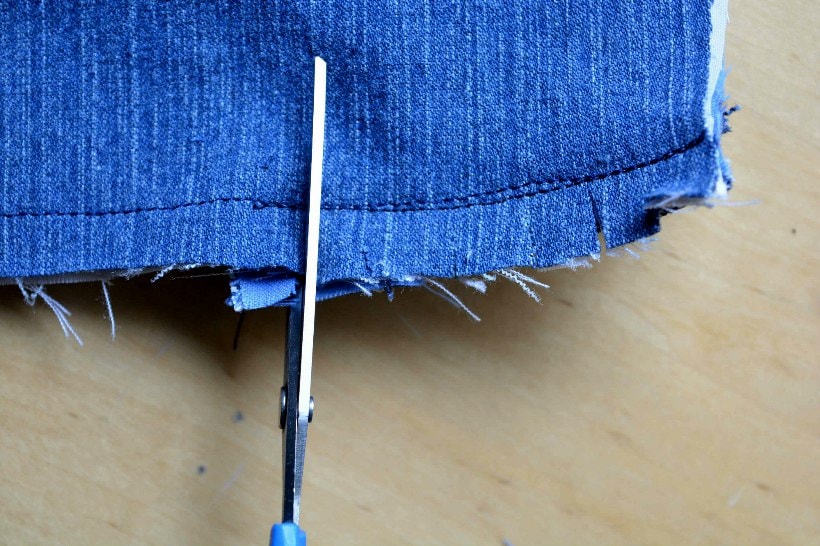 How to make a Rag Quilt DIY Denim Quilt · VickyMyersCreations