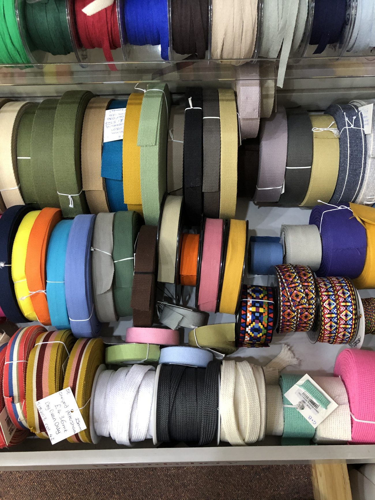 Ultimate guide to how to sew bag straps · VickyMyersCreations