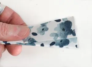 how to attach bag straps