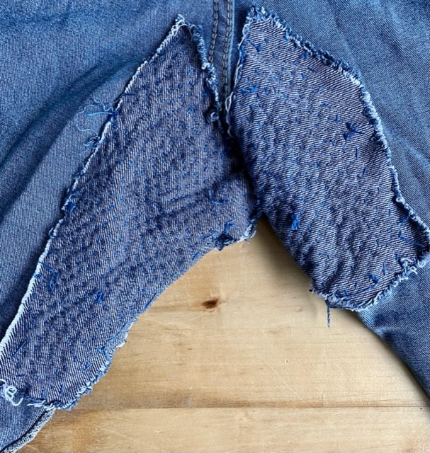 How to fix ripped jeans inner thigh by hand - super easy