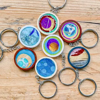 Crafting a Personalized DIY Keychain with Paper Collage and Resin ·  VickyMyersCreations