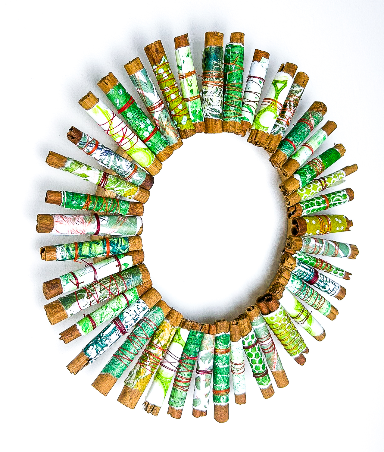 Easy diy christmas wreath tutorial vickymyerscreations